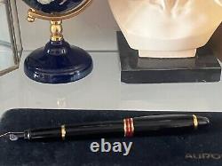 Aurora Pen Fountain Pen Ipsilon Black Finishes Golden Marking With Box Vintage