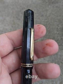 Eversharp Black Celluloid Fountain Pen 14k Fine Manifold Nib, Nice C8