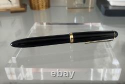 Luxor Pen Fountain Pen Plunger Functional Black Vintage Years 1960