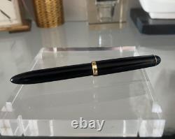 Luxor Pen Fountain Pen Plunger Functional Black Vintage Years 1960