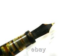 Oldwin Classic Fountain Pen In Vintage Omas Black Lucens Celluloid 18k Nib