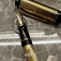 Parker Duofold Centennial Gold Black Fountain Pen