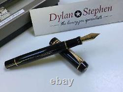 Parker Duofold Fu Happiness black prototype fountain pen NEW 18K medium gold nib