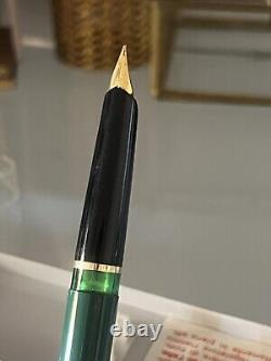 Pelikan MK10 Pen Fountain Pen Plunger Green Black With Box Vintage Years 1970