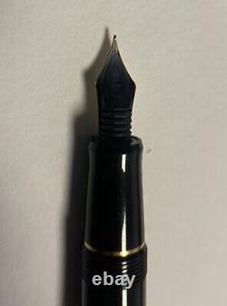 Pilot Custom 74 Soft Fine SF Nib Black Gold Trim With Con 70 & Pen Pouch (B903)