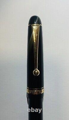 Pilot Custom Black Gold Trim 14k Soft Medium Nib B497 Con-70 Pen Pouch