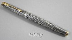SUPERB VINTAGE PARKER 75 STERLING SILVER FOUNTAIN PEN 14k Gold Nib Made In USA