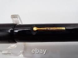 Le stylo Onoto De La Rue noir avec pointe en or 14 carats