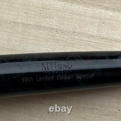 Stylo-plume en résine noire à édition limitée NETTUNO 1911 avec plume en or 18K de taille M